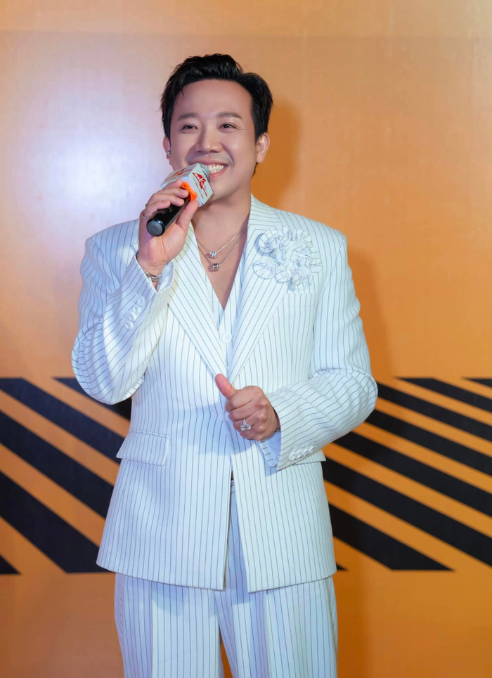 Phim Bộ Tứ Báo Thủ do Trấn Thành đạo diễn hiện đạt doanh thu 200 tỷ sau 5 ngày công chiếu. (Ảnh FBNV)