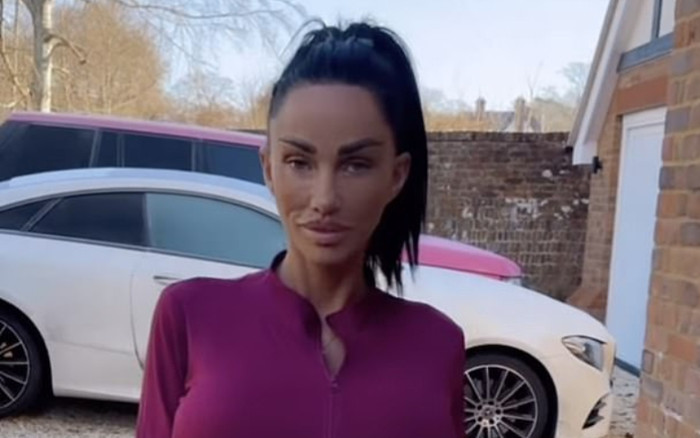 Nữ người mẫu tàn tạ, chảy xệ mông sau khi giảm cân Ảnh 2