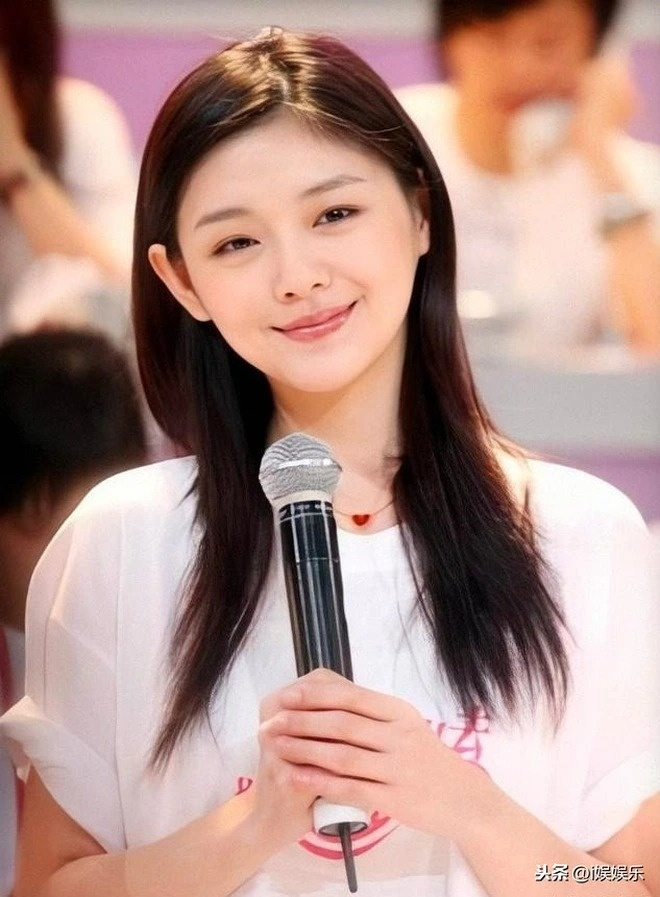 Cái chết của Từ Hy Viên không chỉ là mất mát đối với gia đình mà còn khiến cả một thế hệ khán giả tiếc nuối. Những hình ảnh của cô vẫn còn đó, trong từng thước phim, từng cuốn sách, và trong ký ức của những người từng xem cô là một phần tuổi trẻ. Cuộc đời của Từ Hy Viên khép lại, nhưng dấu ấn của cô thì không. 