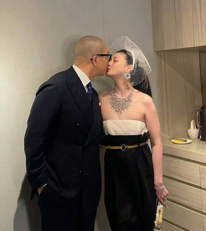 Bạn thân Từ Hy Viên tiết lộ DJ Koo rất đau lòng khi vợ qua đời đột ngột. 