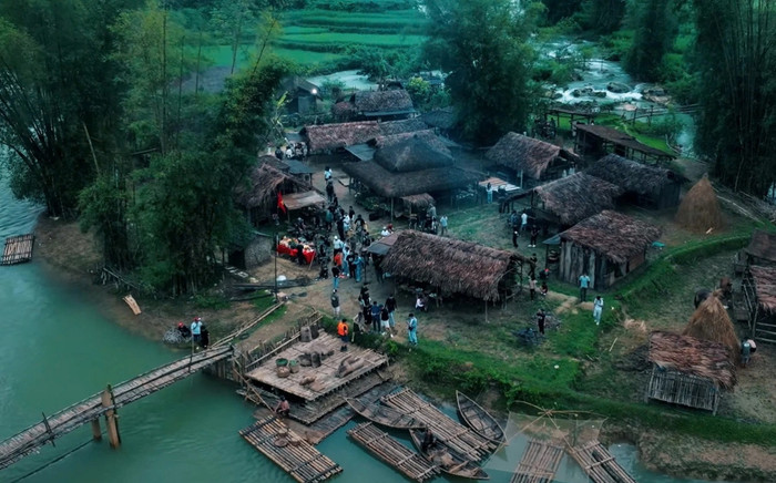 Khám phá vẻ đẹp hoang sơ, huyền bí của Cao Bằng qua phim Đèn Âm Hồn Ảnh 2