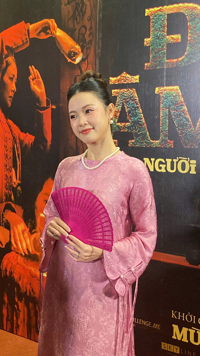 Midu xuất hiện tại sự kiện ra mắt bộ phim Đèn Âm Hồn