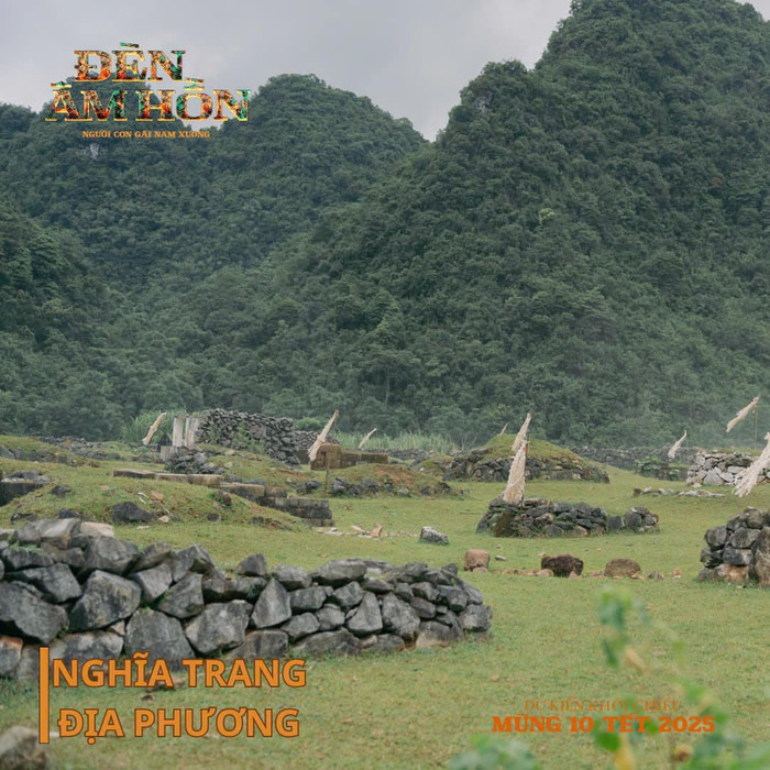 Phim ghi điểm bởi bối cảnh đẹp, đậm tính liêu trai.