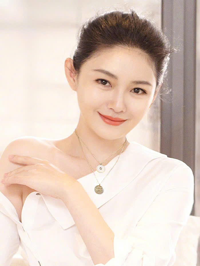 Tro cốt Từ Hy Viên về đến Đài Loan. Ảnh: Weibo