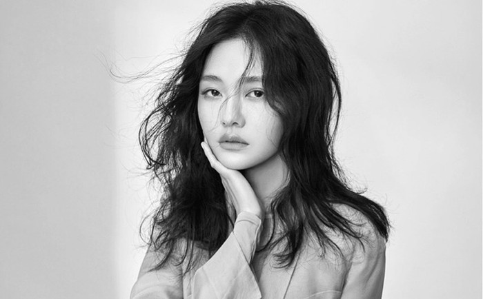 Xót xa hình ảnh gia đình đưa tro cốt Từ Hy Viên về Đài Loan Ảnh 2