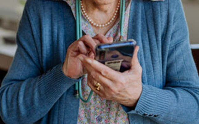 Giáo viên về hưu tiết kiệm được gần 1.5 tỷ đồng, mất trắng số tiền sau khi nghe cuộc điện thoại Ảnh 2