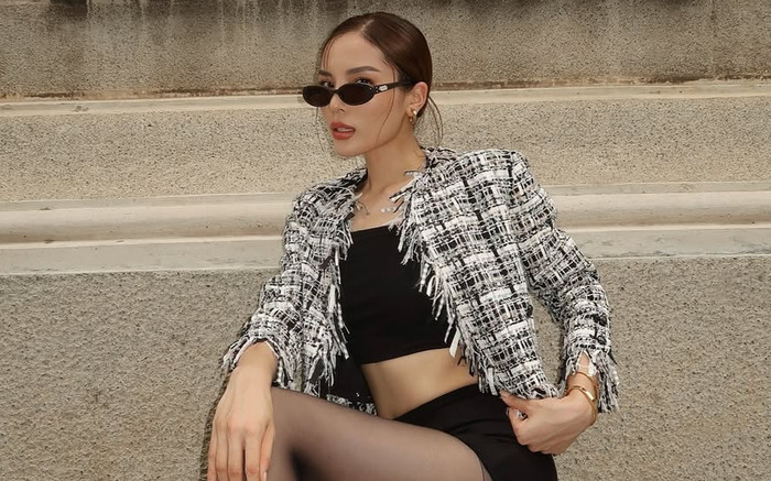 Hoa hậu Kỳ Duyên mang giày thể thao hàng chục triệu đồng Ảnh 2