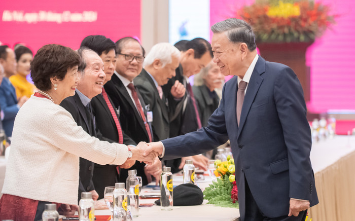 Tổng Bí thư Tô Lâm: Gia tăng mạnh mẽ đóng góp, cống hiến của đội ngũ văn nghệ sĩ Ảnh 2