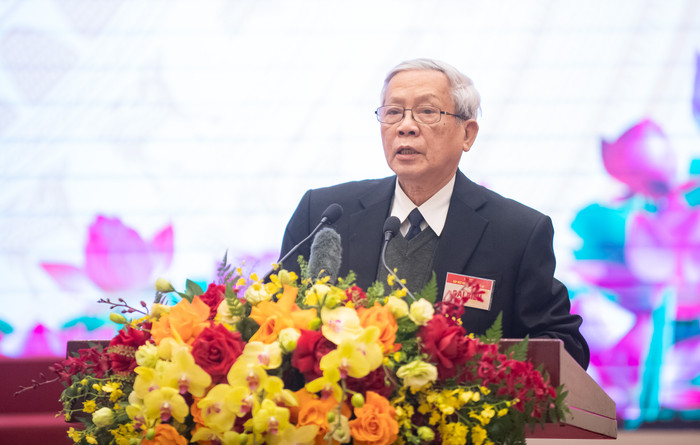 Nhà thơ Nguyễn Khoa Điềm - Nguyên Ủy viên Bộ Chính trị, Bí thư Trung ương Đảng khóa IX, Trưởng ban Tư tưởng – Văn hóa Trung ương, Đại biểu Quốc hội Việt Nam khóa X, Bộ trưởng Bộ Văn hóa – Thông tin phát biểu 