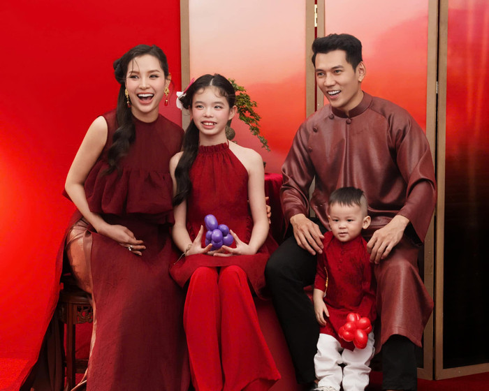 Nữ ca sĩ Việt đã lâu không đi hát 'gây sốt' với màn cover hit Hồ Ngọc Hà: Danh tính chẳng xa lạ! Ảnh 4