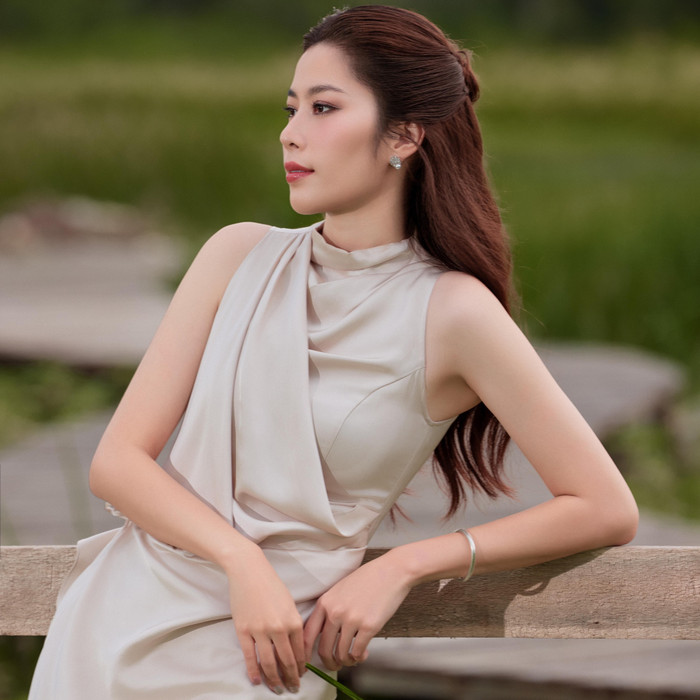 Nam Em cho biết chưa đến ngày trả nợ, cô trách bạn sinh viên đòi nợ nhưng không chúc Tết. (Ảnh FBNV)