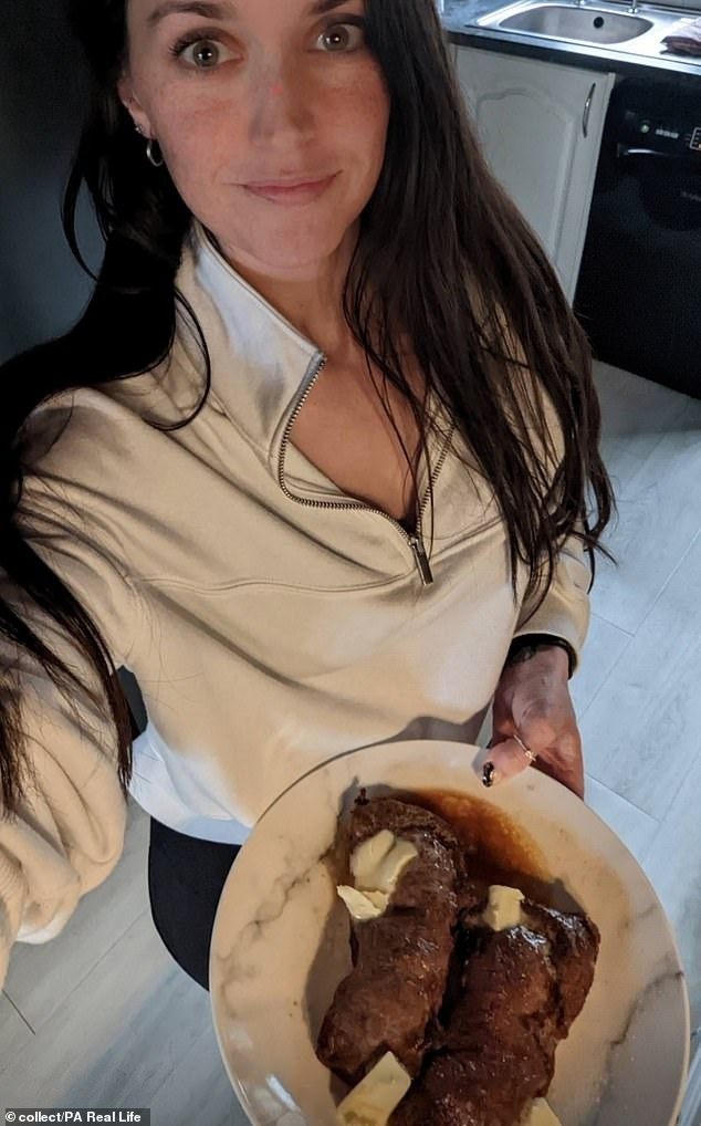 Bí quyết giảm cân gây sốc Của 'bà mẹ 4 con': Ăn 5.000 calo/ngày vẫn giảm 32kg Ảnh 4