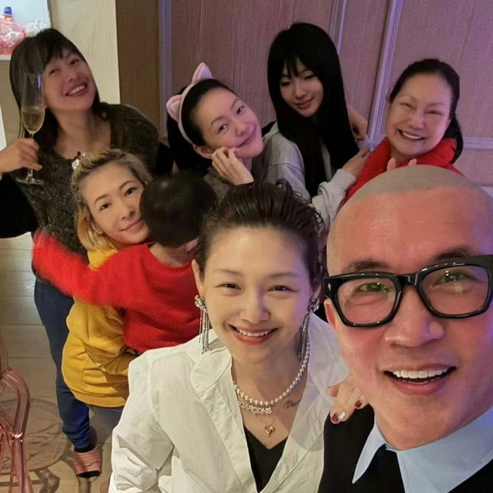 Nhà họ Từ và cả DJ Koo không có nhiều ưu thế trong cuộc chiến này. (Ảnh: Yahoo)