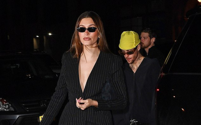 Hailey Bieber căng thẳng khi đi cùng Justin Bieber giữa tin đồn rạn nứt Ảnh 2