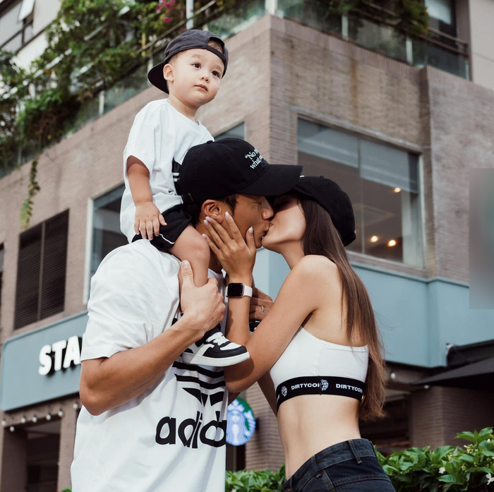 Trước đó, khoảnh khắc khóa môi ngọt ngào của vợ chồng Dianka Zakhidova và Bùi Tiến Dũng 'gây sốt' mạng xã hội. (Ảnh: FBNV)