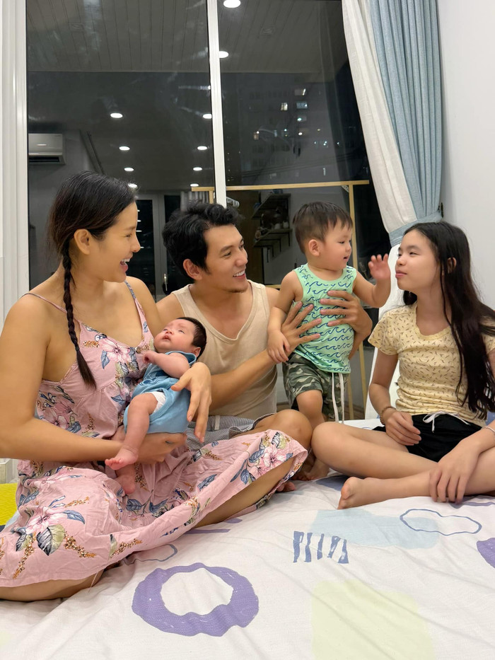 Một trong những hình ảnh mới nhất của Phương Trinh Jolie. Ảnh: FBNV