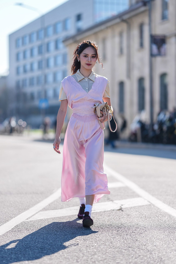 Milan Fashion Week 2025: Khi áo sơ mi cổ điển trở thành biểu tượng phá cách Ảnh 2