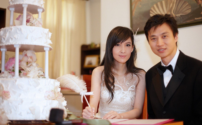 Châu Huệ Mẫn và Nghê Chấn đã bên nhau 36 năm. (Ảnh: Baidu)