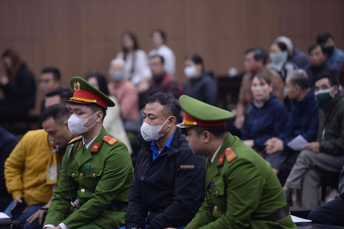 Bị cáo Nghiêm Quang Minh tại phiên tòa. Ảnh: Tuổi Trẻ