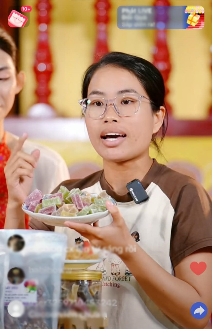 Lùm xùm về chuyện sao kê tiền từ thiện của mẹ bé Bắp đến nay vẫn chưa có hồi kết. 