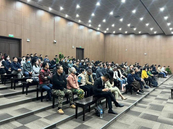 Quang cảnh phiên xét xử sáng 10/3 - (Ảnh: VTV)