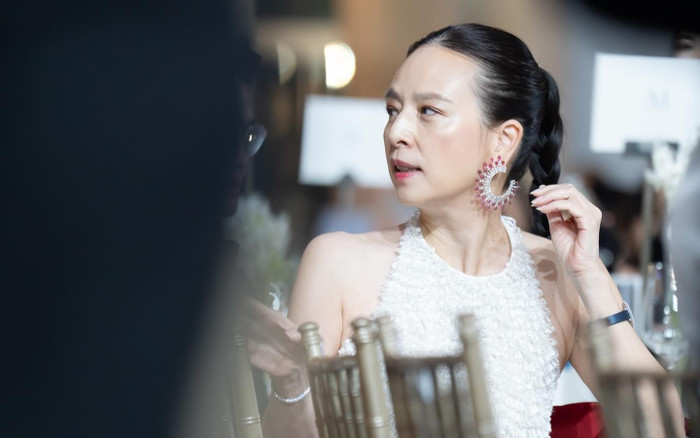 Thời trang đẳng cấp của Madam Pang Ảnh 2