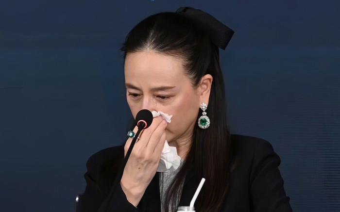 Madam Pang khóc sau vụ kiện 271 tỷ đồng Ảnh 2