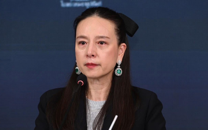 Dậy sóng với tỷ phú Madam Pang Ảnh 2