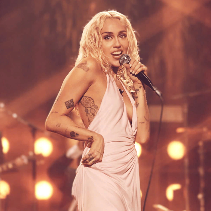 Bất lợi của Miley Cyrus trong vụ kiện bản quyền Ảnh 1