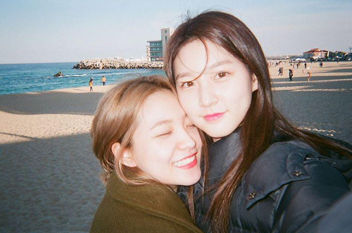 Bạn thân ẩn ý về Kim Sae Ron giữa 'tâm bão' của Kim Soo Hyun Ảnh 4