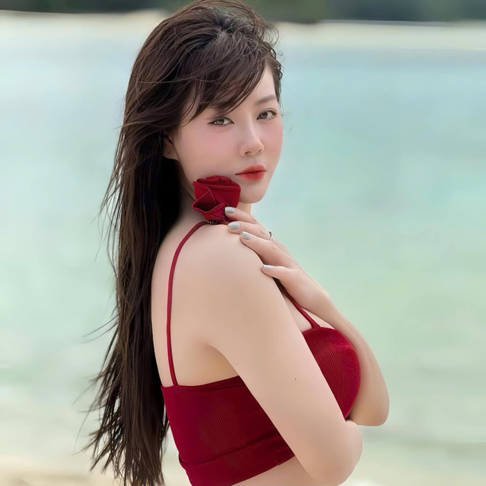 Thanh Hương đăng tải bộ ảnh mới khiến dân tình không khỏi xuýt xoa. Ảnh: FBNV