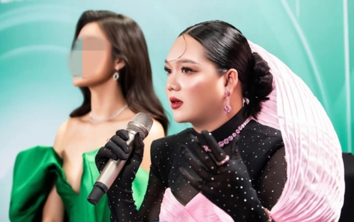 Cắt sóng Phạm Thoại tại một cuộc thi Hoa hậu Ảnh 2
