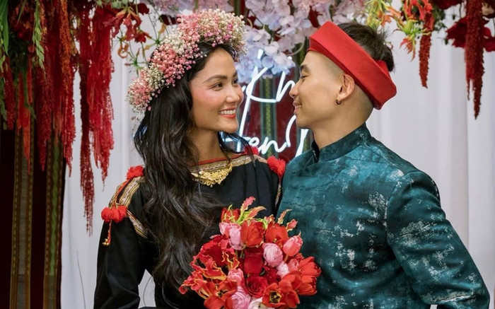 Lễ cưới giản dị của H'Hen Niê Ảnh 2