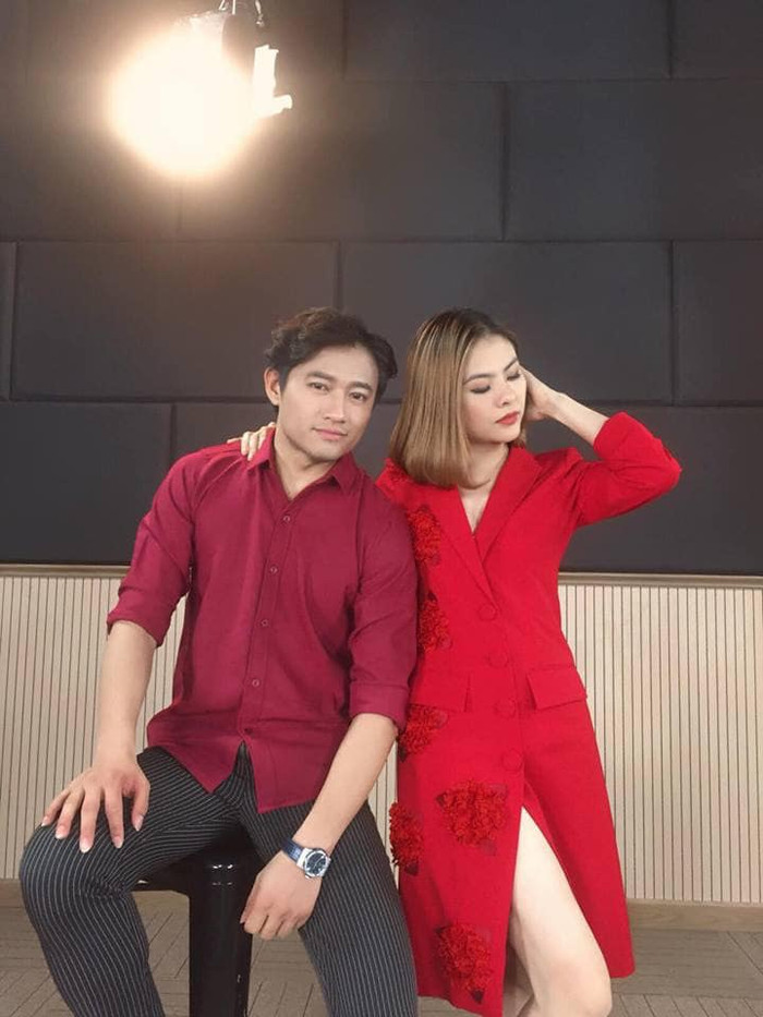 Showbiz 24h: Vân Trang buồn bã vì Quý Bình đột ngột qua đời. Ảnh: FBNV