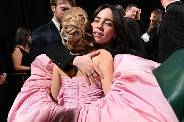 Billie Eilish: 'Tôi đã là fan của Ariana Grande từ khi còn nhỏ' Ảnh 3