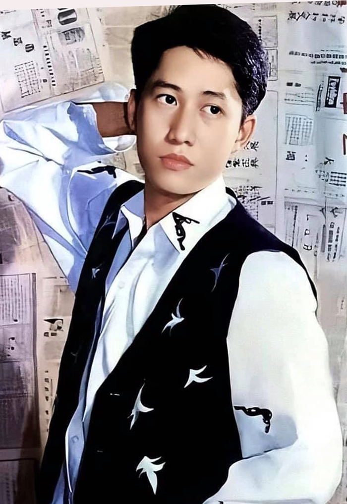 Sỹ Ben là ca sĩ nổi tiếng một thời.