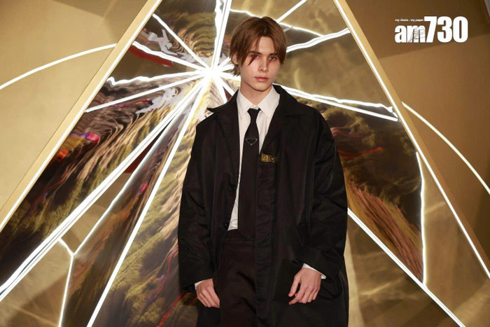 Sự kiện cuối cùng Lelush xuất hiện trên thảm đỏ trước khi chính thức giải nghệ vào ngày 1/4 tới đây. Ảnh: Weibo