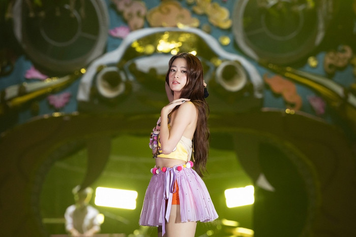 Đáng tiếc cho Hoàng Thùy Linh Ảnh 1