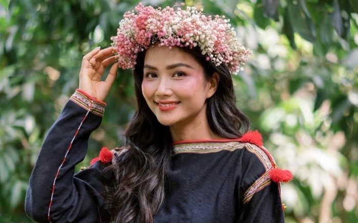 H'Hen Niê khoe của hồi môn 'khủng' Ảnh 2