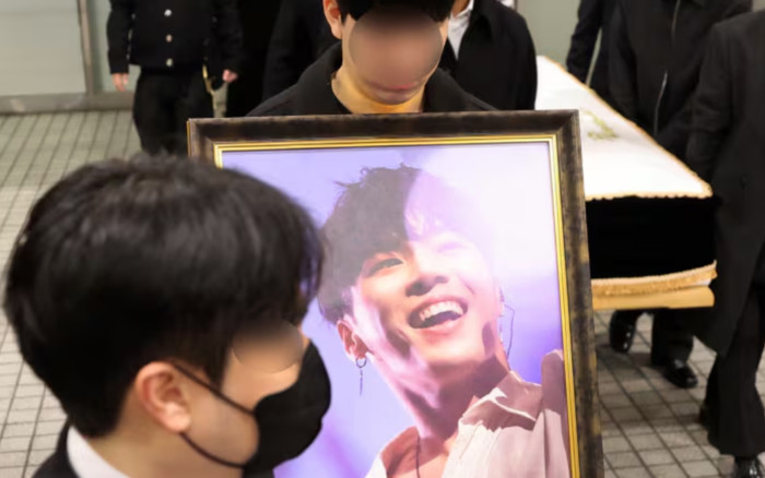 Tiết lộ đặc biệt về tiền phúng điếu sau tang lễ ca sĩ Wheesung Ảnh 2