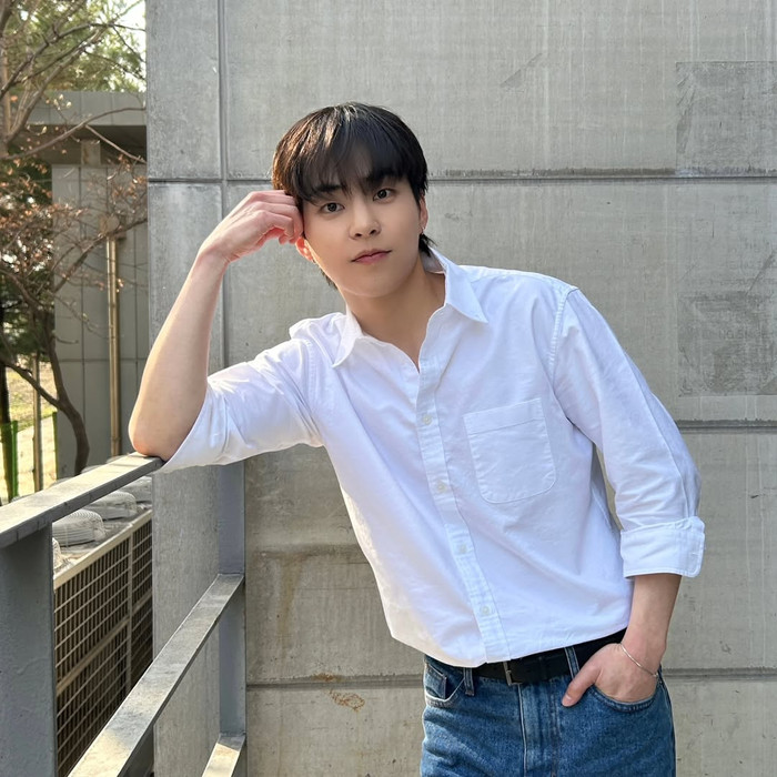 Nhiều người cho rằng, nam ca sĩ không nên phát ngôn về thói quen xấu này trên sóng truyền hình. (Ảnh: IGNV)