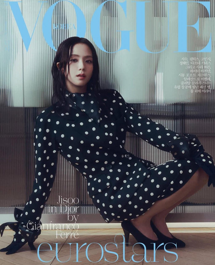 Jisoo gây bão với bộ ảnh tái hiện những thiết kế kinh điển Ảnh 4