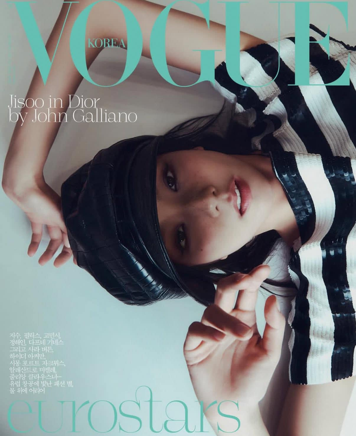 Jisoo gây bão với bộ ảnh tái hiện những thiết kế kinh điển Ảnh 5