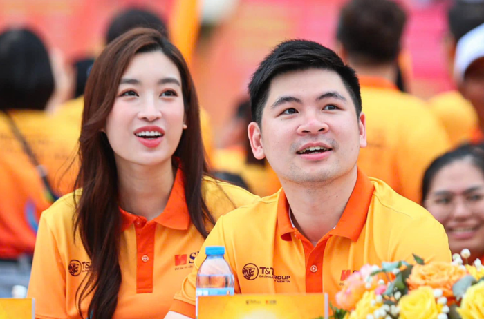 Showbiz 24h: Đỗ Mỹ Linh hiện dành phần lớn thời gian để chăm sóc gia đình nhỏ và tham gia các hoạt động kinh doanh của nhà chồng. Ảnh: Sưu tầm