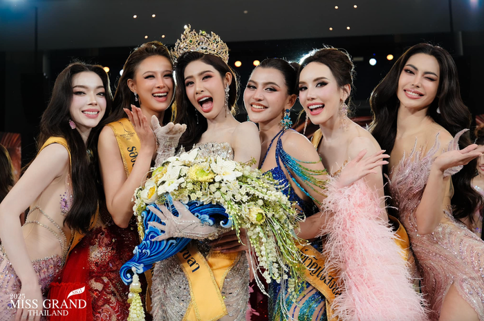 Top 6 thí sinh Hoa hậu Hòa bình Thái Lan được yêu thích nhất tại Songkhla. (Ảnh: Miss Grand Thailand)