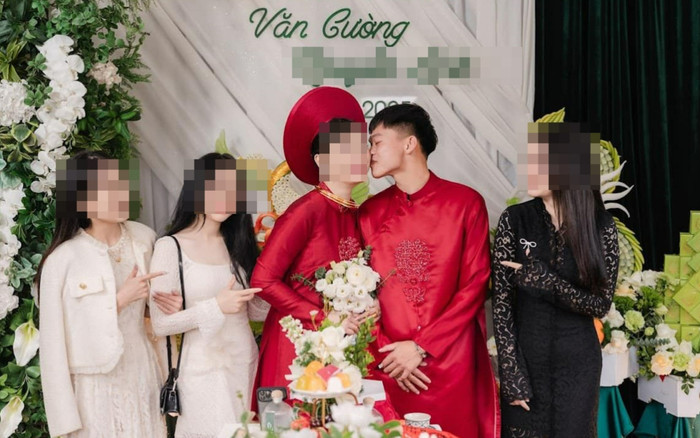 Hồ Văn Cường bí mật cưới vợ? Ảnh 2