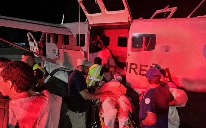 Nam ca sĩ nổi tiếng thiệt mạng trong vụ máy bay rơi xuống biển Caribbean Ảnh 2