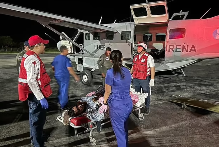 Hiện trường nơi xảy ra tai nạn máy bay rơi xuống biển thương tâm. (Ảnh: Daily Mail) 