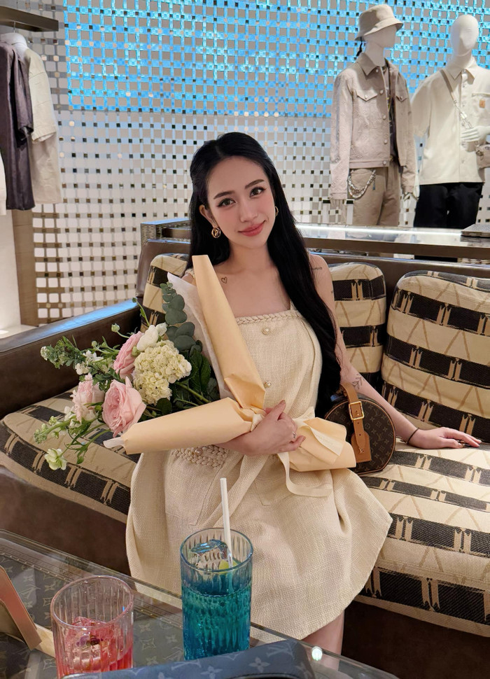 Joyce Phạm check-in sang chảnh, mua sắm đồ hiệu và du lịch khắp nơi. (Ảnh: FBNV)