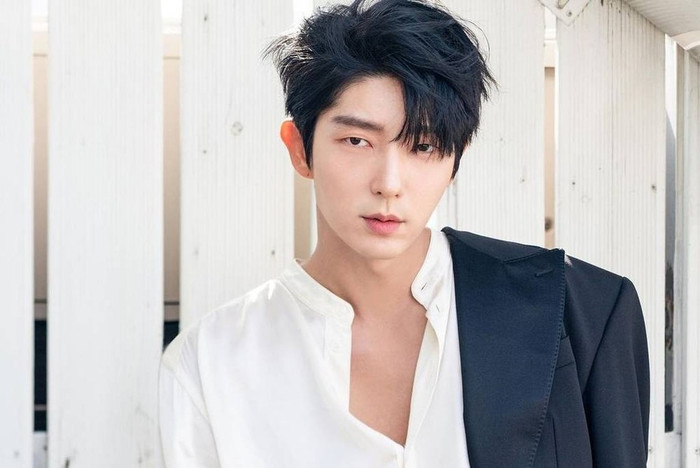Lee Joon Gi là mỹ nam đời đầu của showbiz Hàn. (Ảnh IGNV)